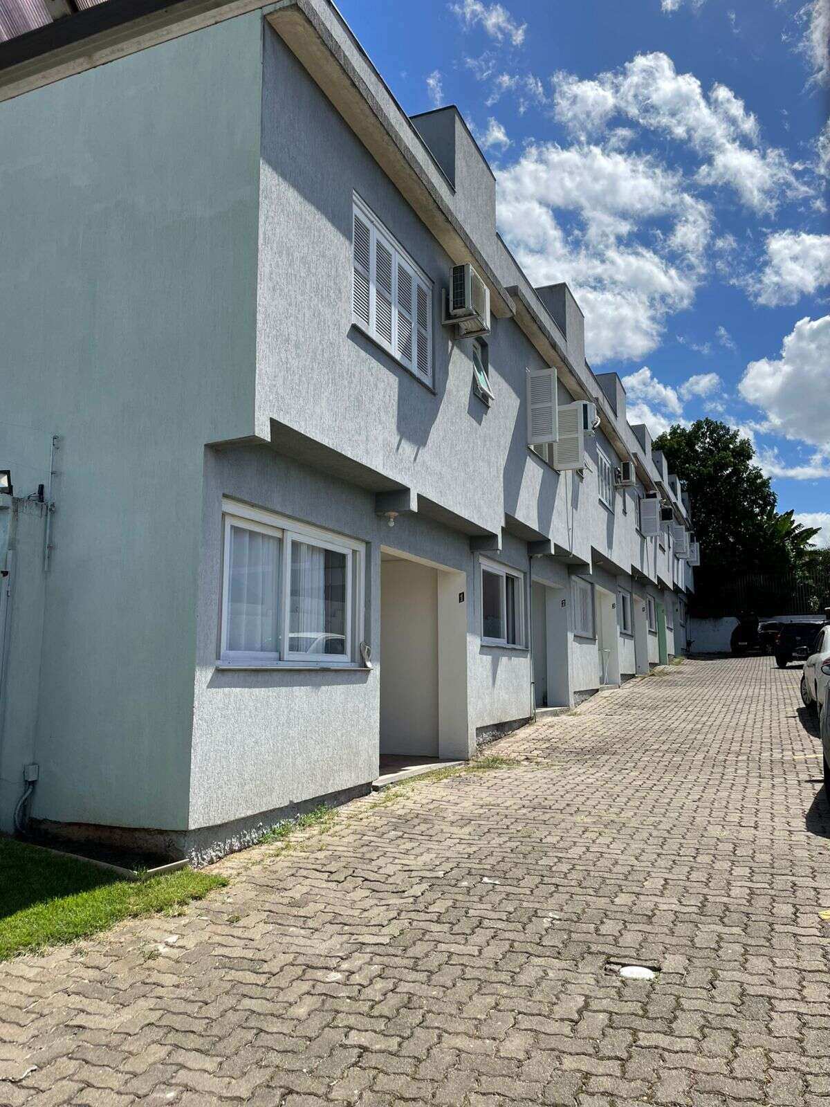 Sobrado à Venda em Condomínio Fechado. - Immobi 7
